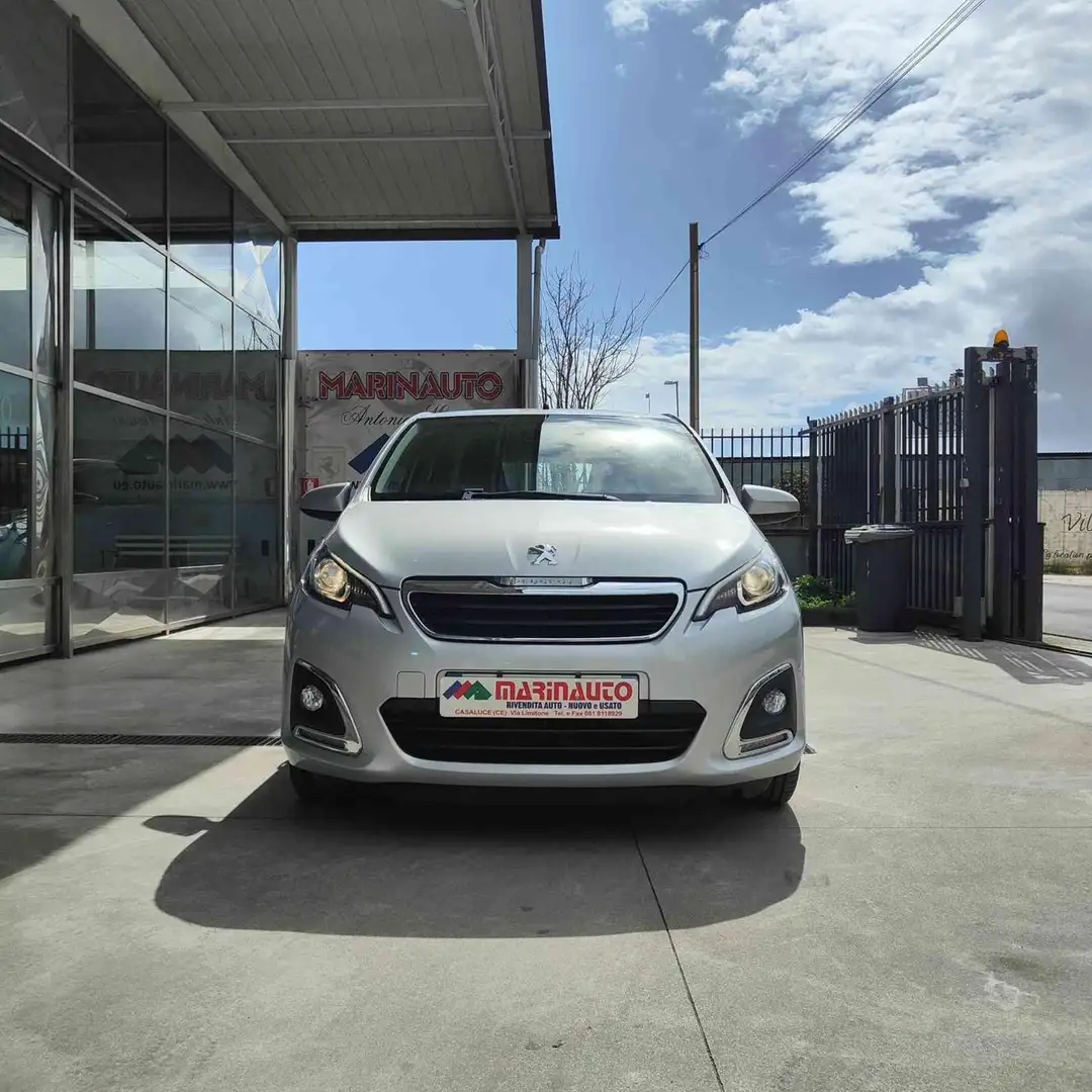 Peugeot 108 VTi 72 S&S 5 porte Allure Gris - 2