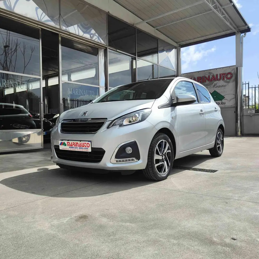 Peugeot 108 VTi 72 S&S 5 porte Allure Gris - 1