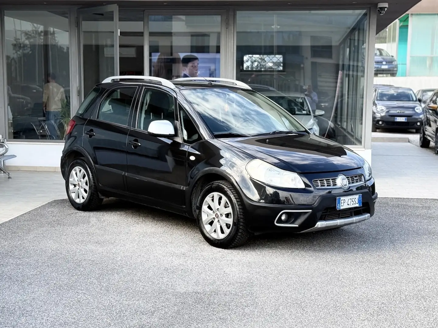 Fiat Sedici 2.0 Diesel 135CV 4x2 E5 - 2012 Negru - 1