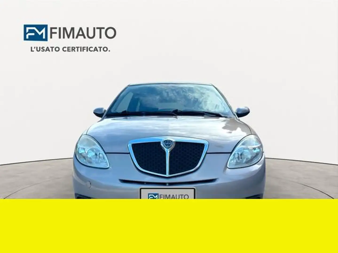 Lancia Ypsilon - 1