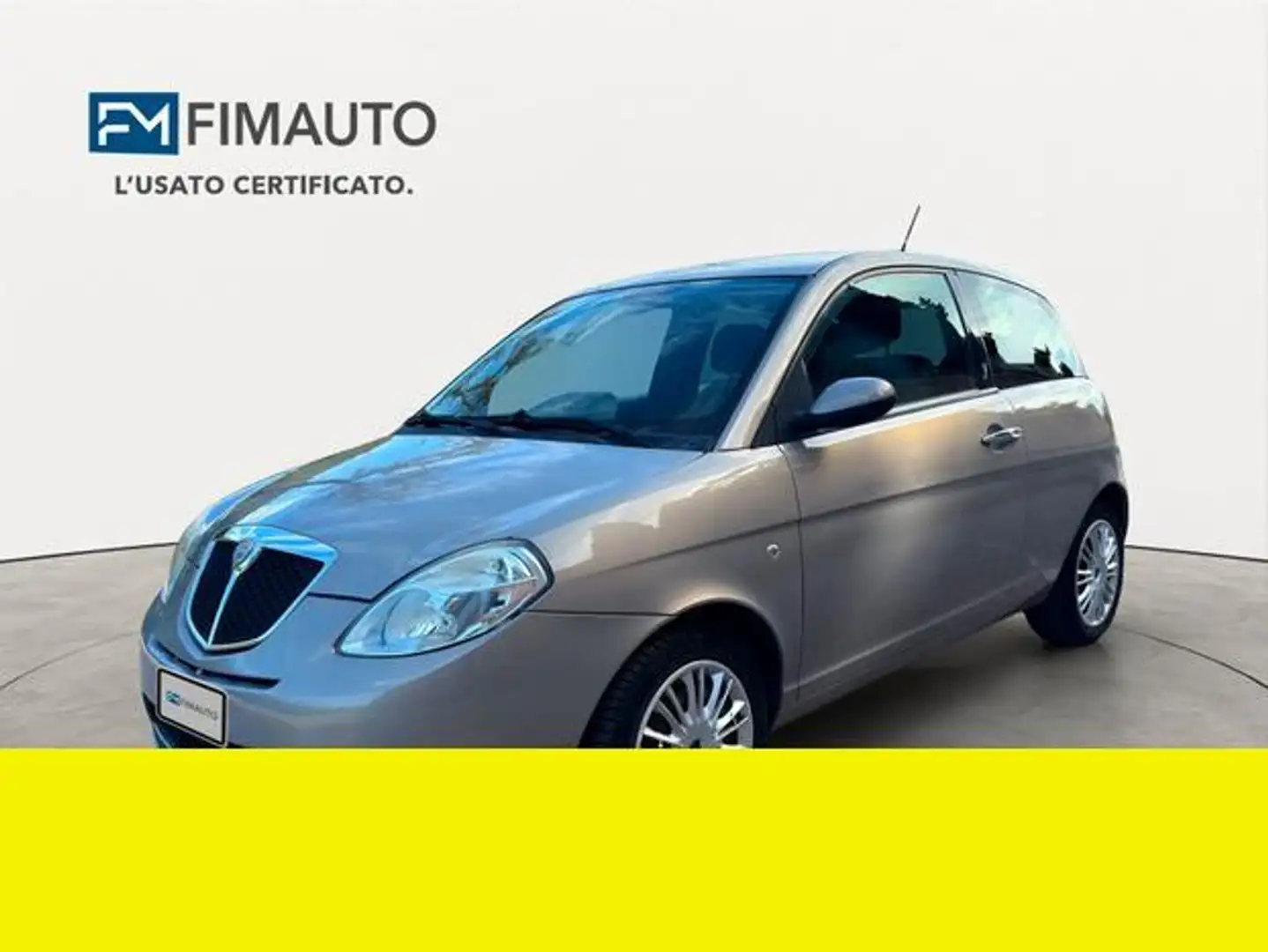 Lancia Ypsilon - 2