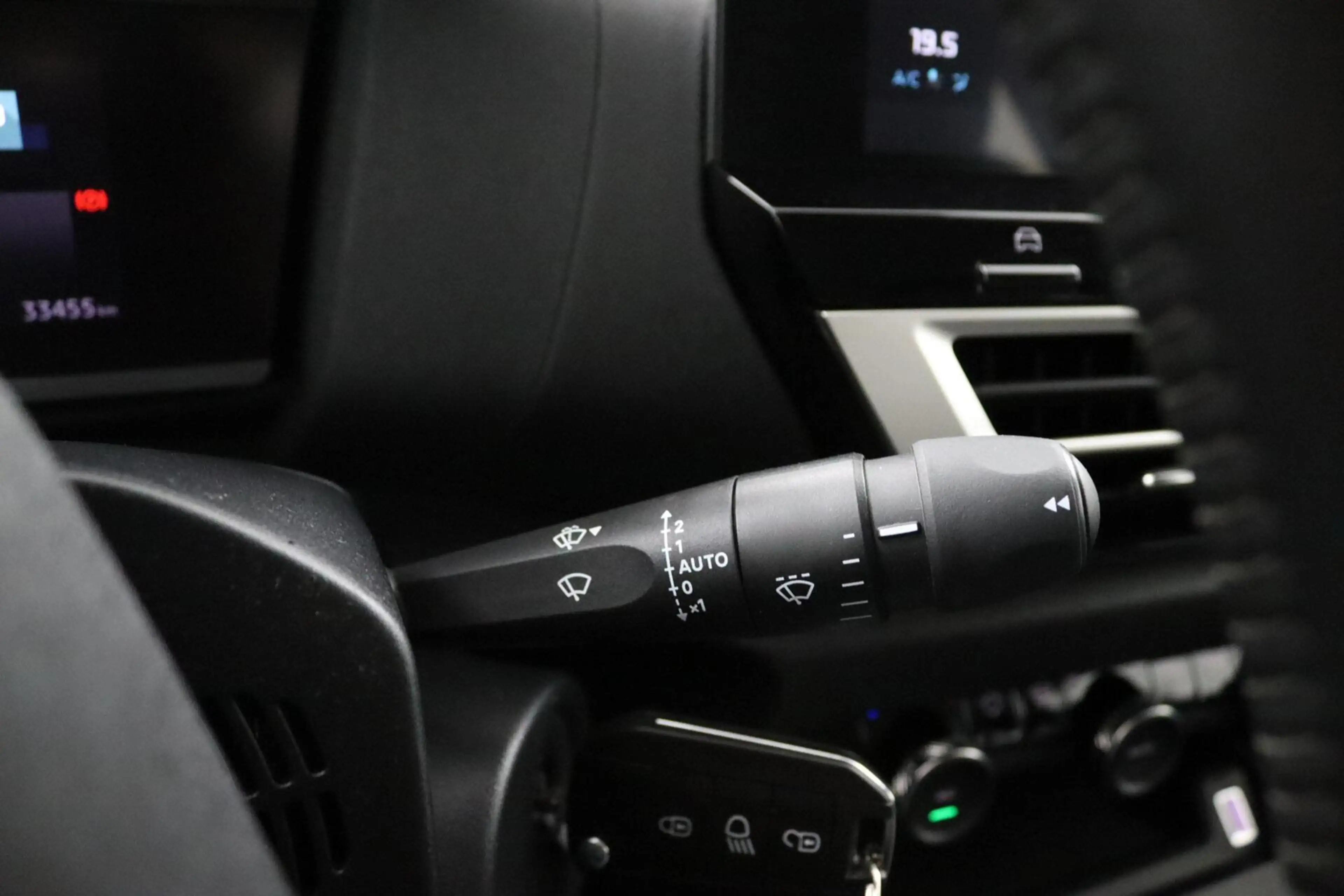 Citroen E-C4 Electric You 50 kWh — photo 21