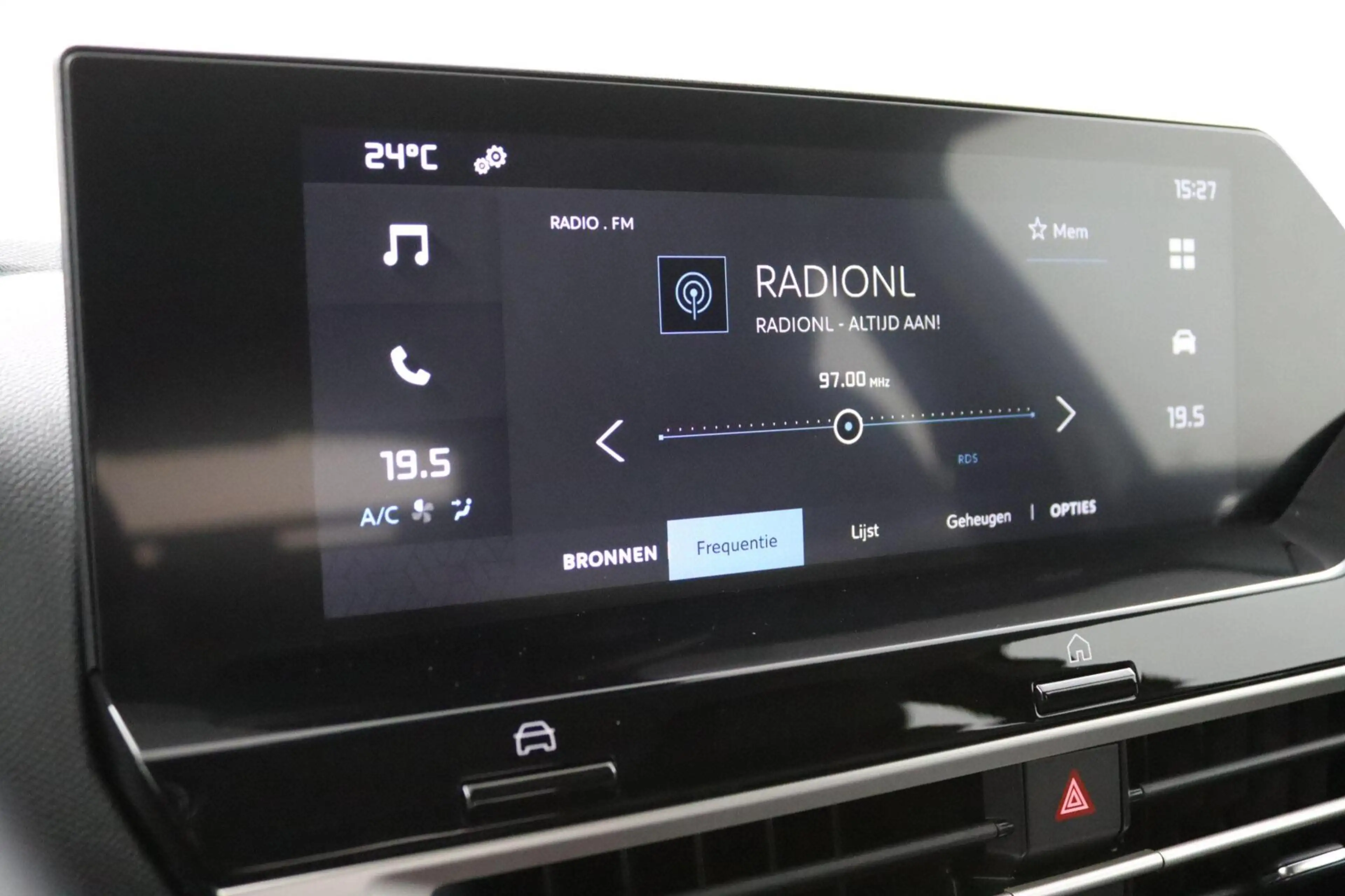 Citroen E-C4 Electric You 50 kWh — photo 24