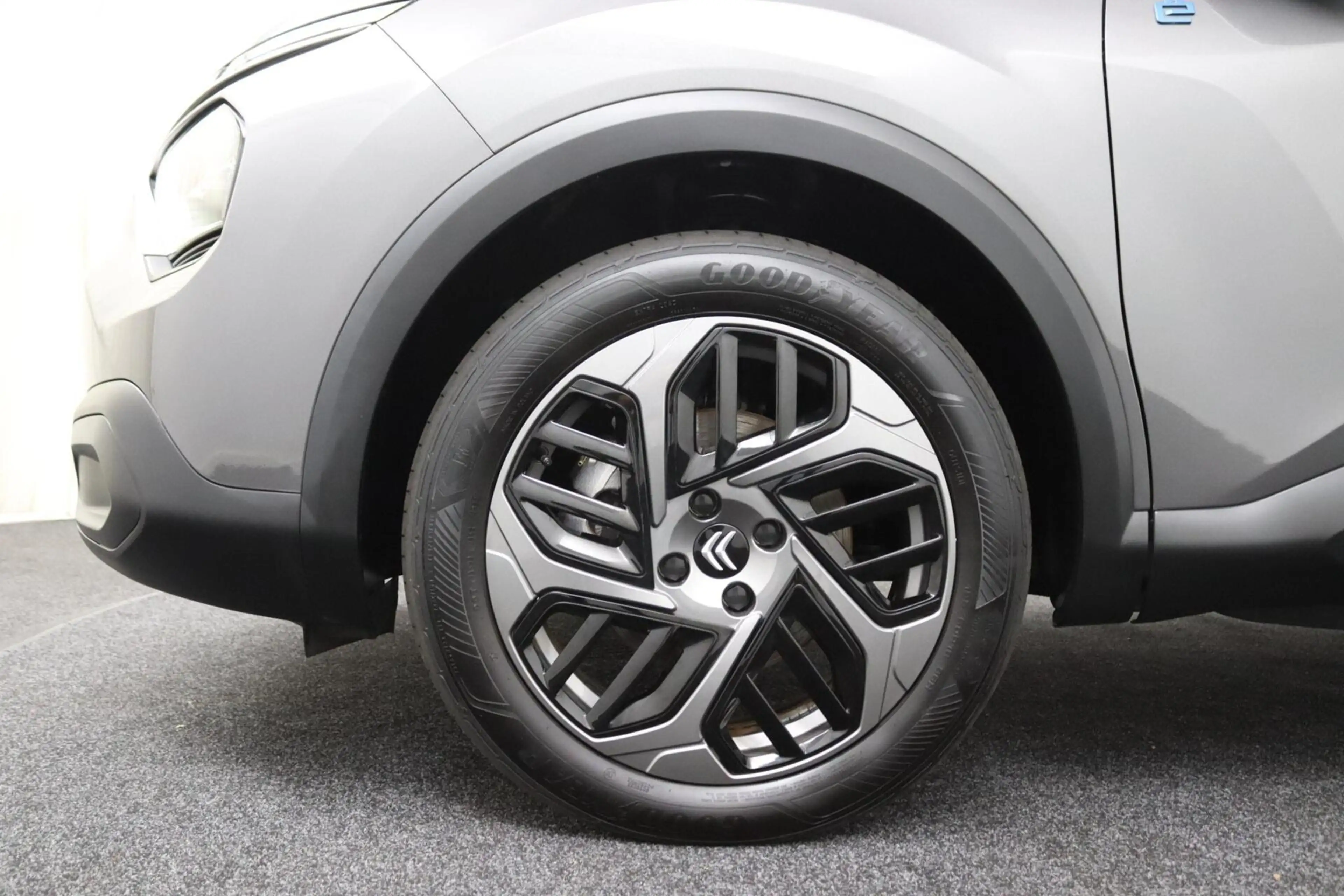 Citroen E-C4 Electric You 50 kWh — photo 36