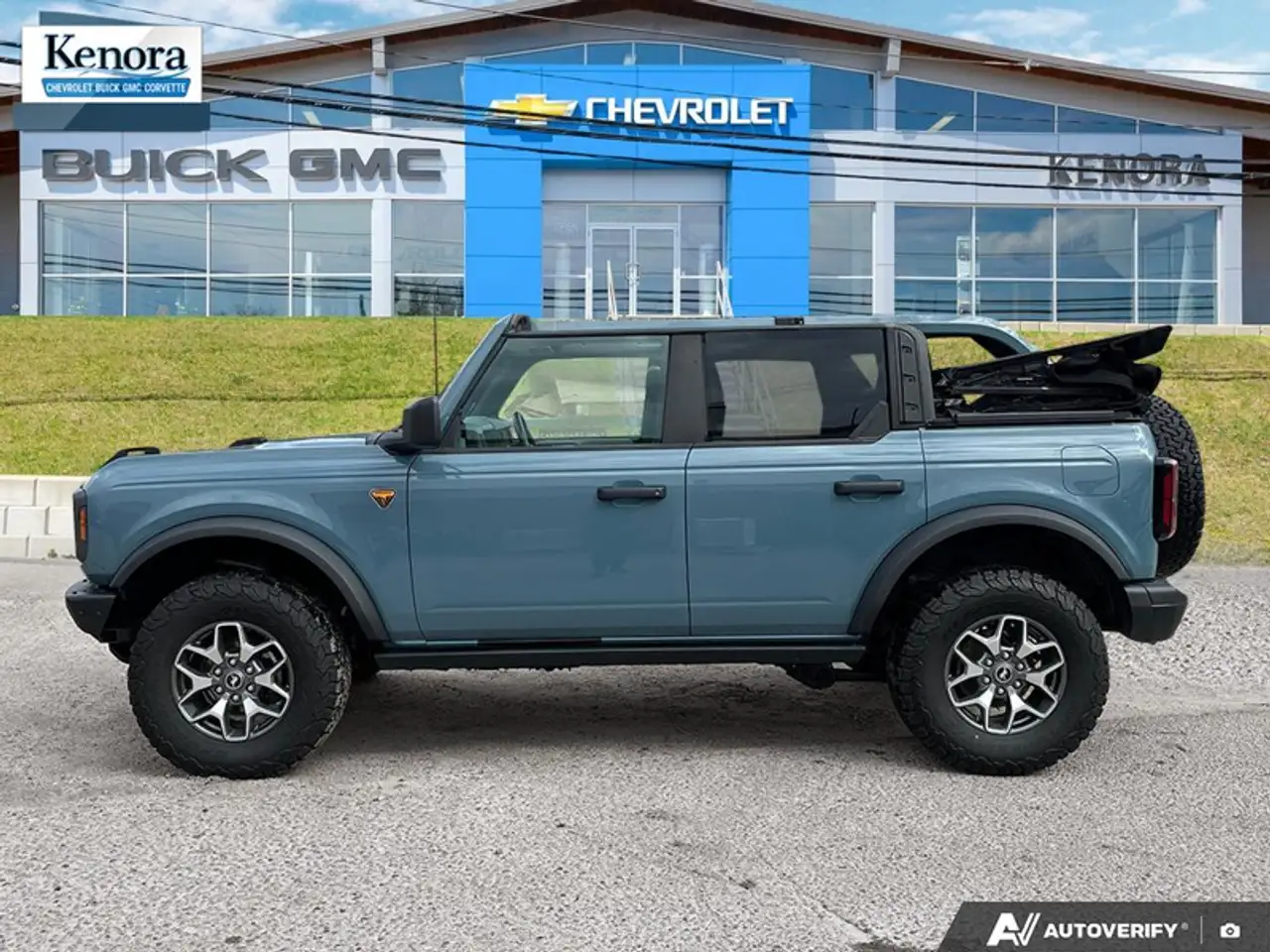 Ford Bronco снимка Ford Bronco