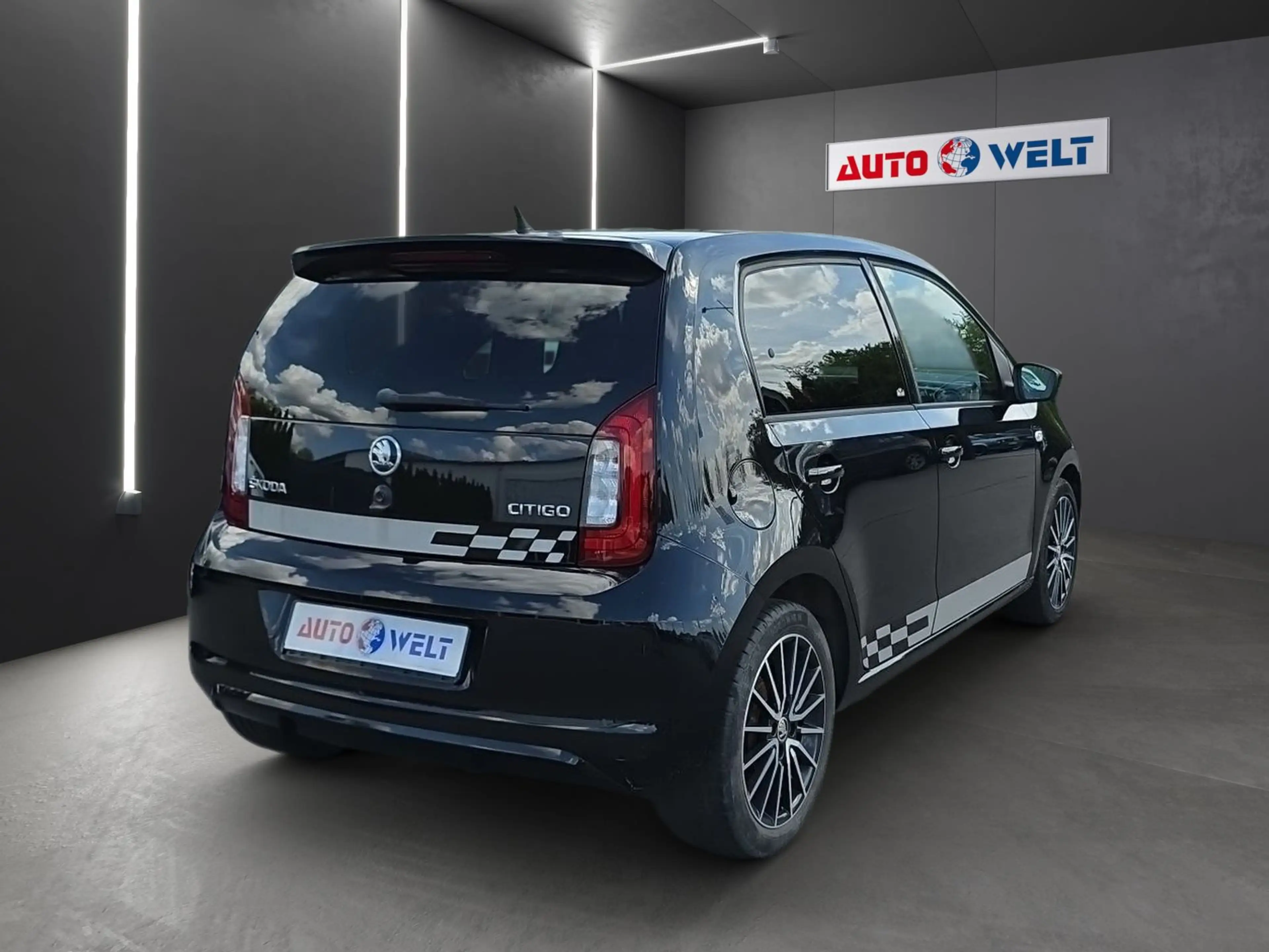 Skoda Citigo 1.0 MPI 5-trg. Monte Carlo Bluetooth DAB — photo 4