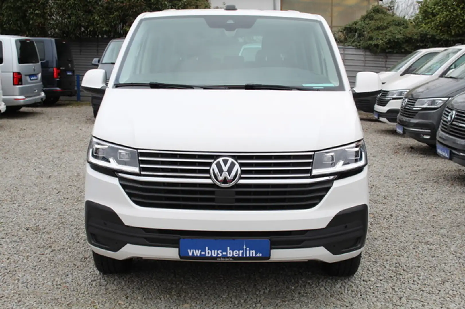 Volkswagen T6.1 Multivan LR lang 150PS DSG LED Navi ACC AHK Bianco - 2
