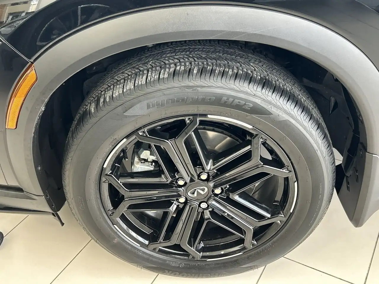 Infiniti QX60 снимка Infiniti QX60
