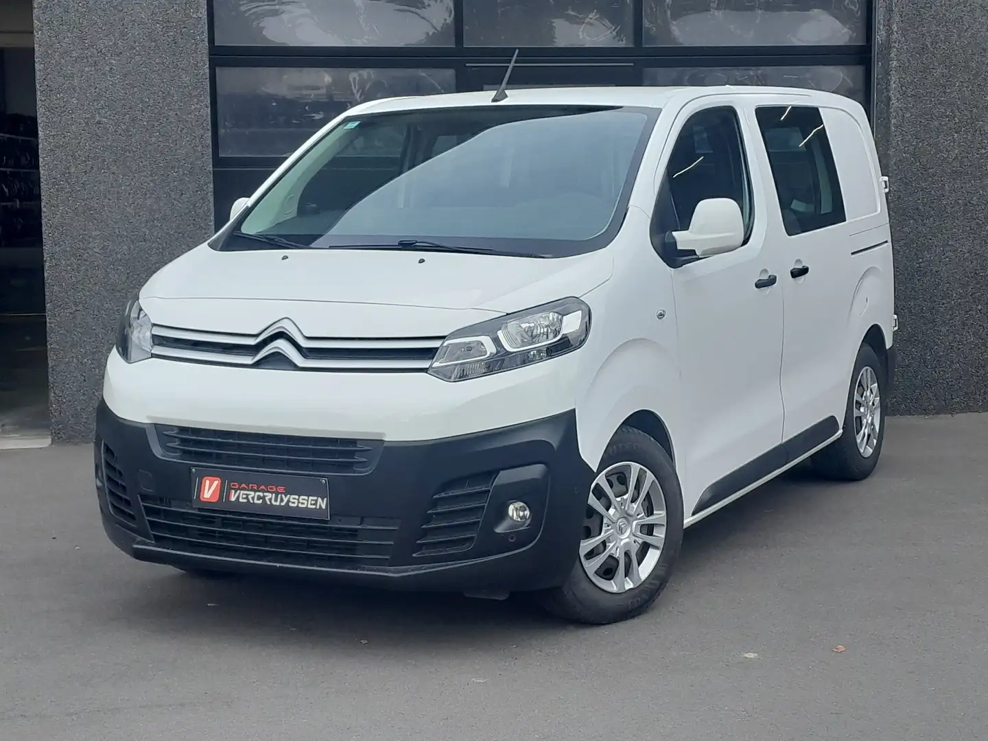 Citroen Jumpy 1.6 BlueHDI 95 Blanc - 1