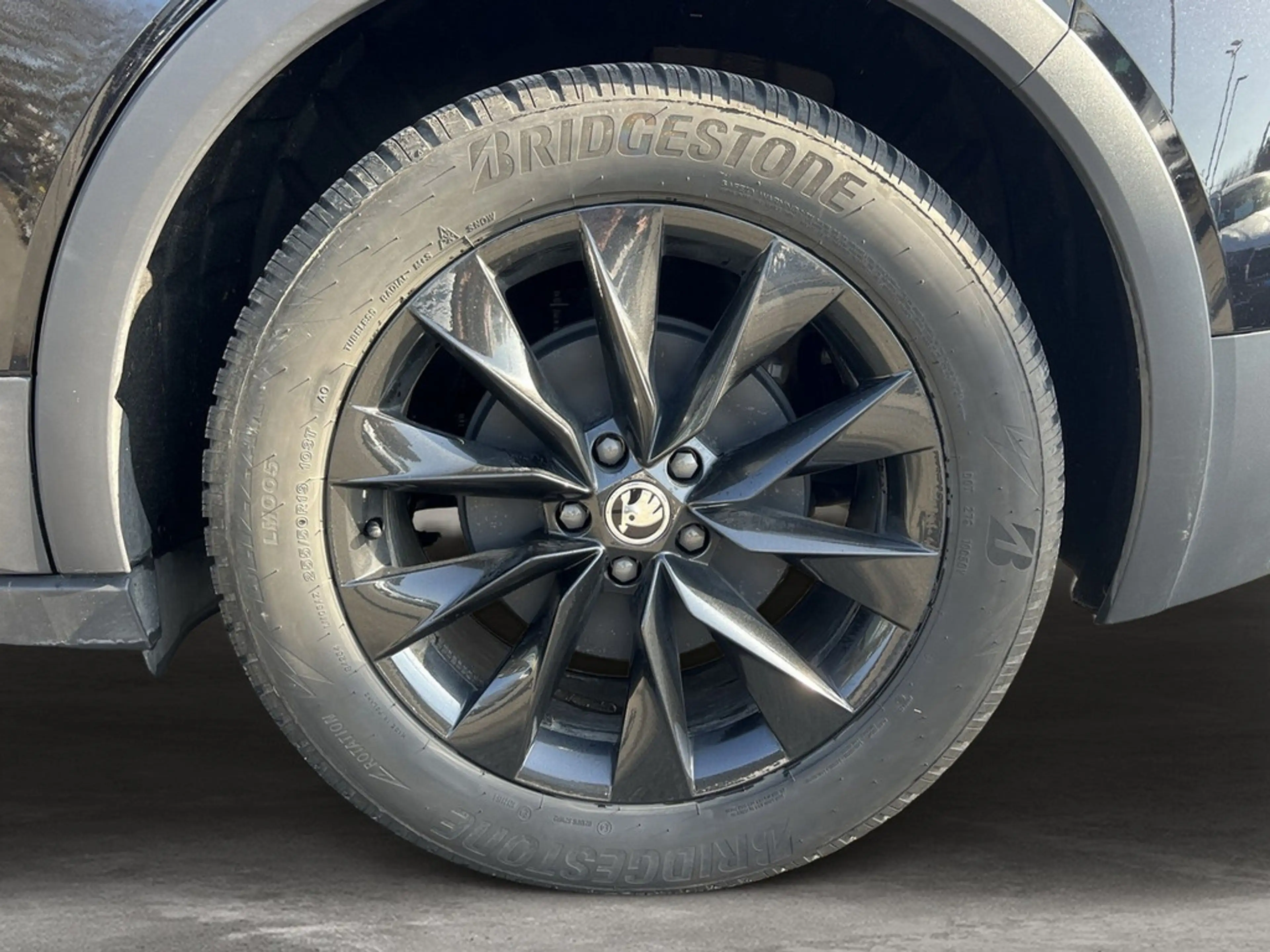 Skoda Elroq PYL10.2024-> 85 Lodge MATRIX*STNDHZ*LNK — photo 14