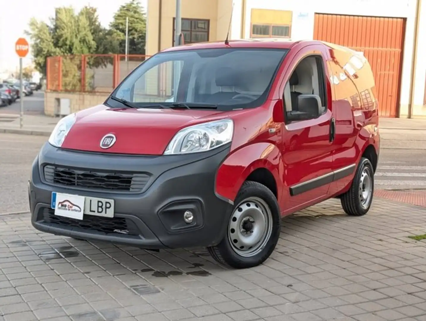 Fiat Fiorino Combi 1.4 GNC Base Rojo - 1