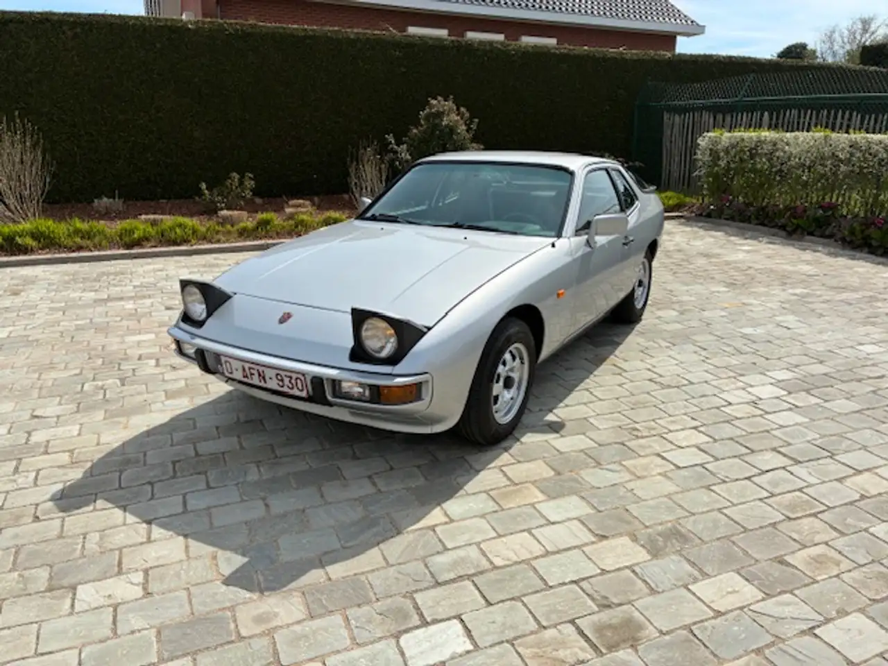 Porsche 924 Coupé, foto 2