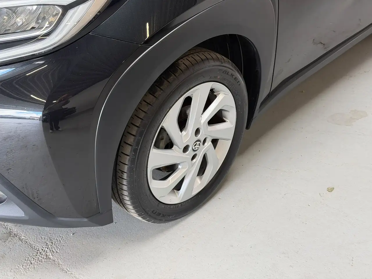 Toyota Aygo X 1.0 VVT-i MT first CAMERA 17'' CLIMATE CONTR, миниатюра 17