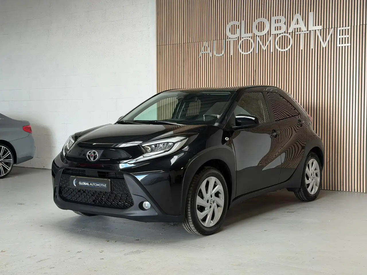 Toyota Aygo X 1.0 VVT-i MT first CAMERA 17'' CLIMATE CONTR, миниатюра 7