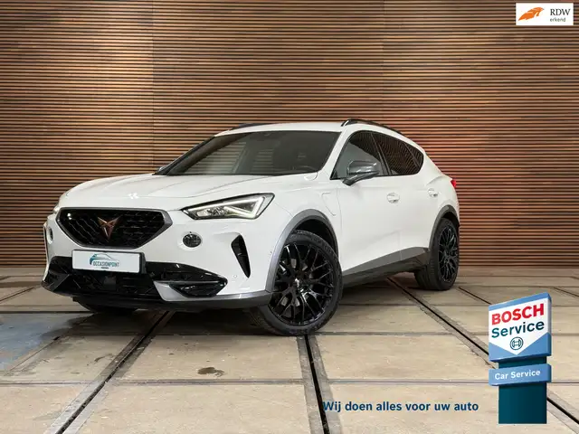 CUPRA Formentor 1.4 TSI e-Hybrid Essential | Half leder | 19' inch