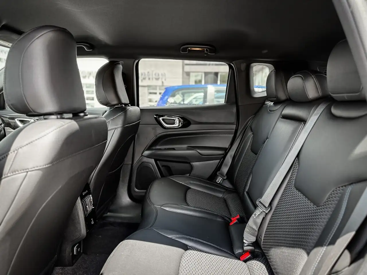 Jeep Compass снимка Jeep Compass