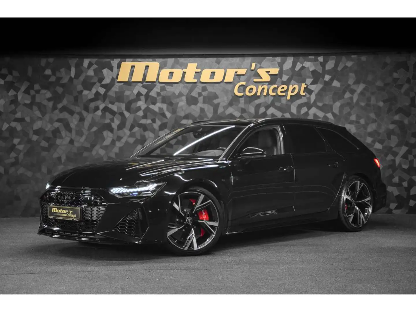 Audi RS6 C8 AVANT Noir - 1