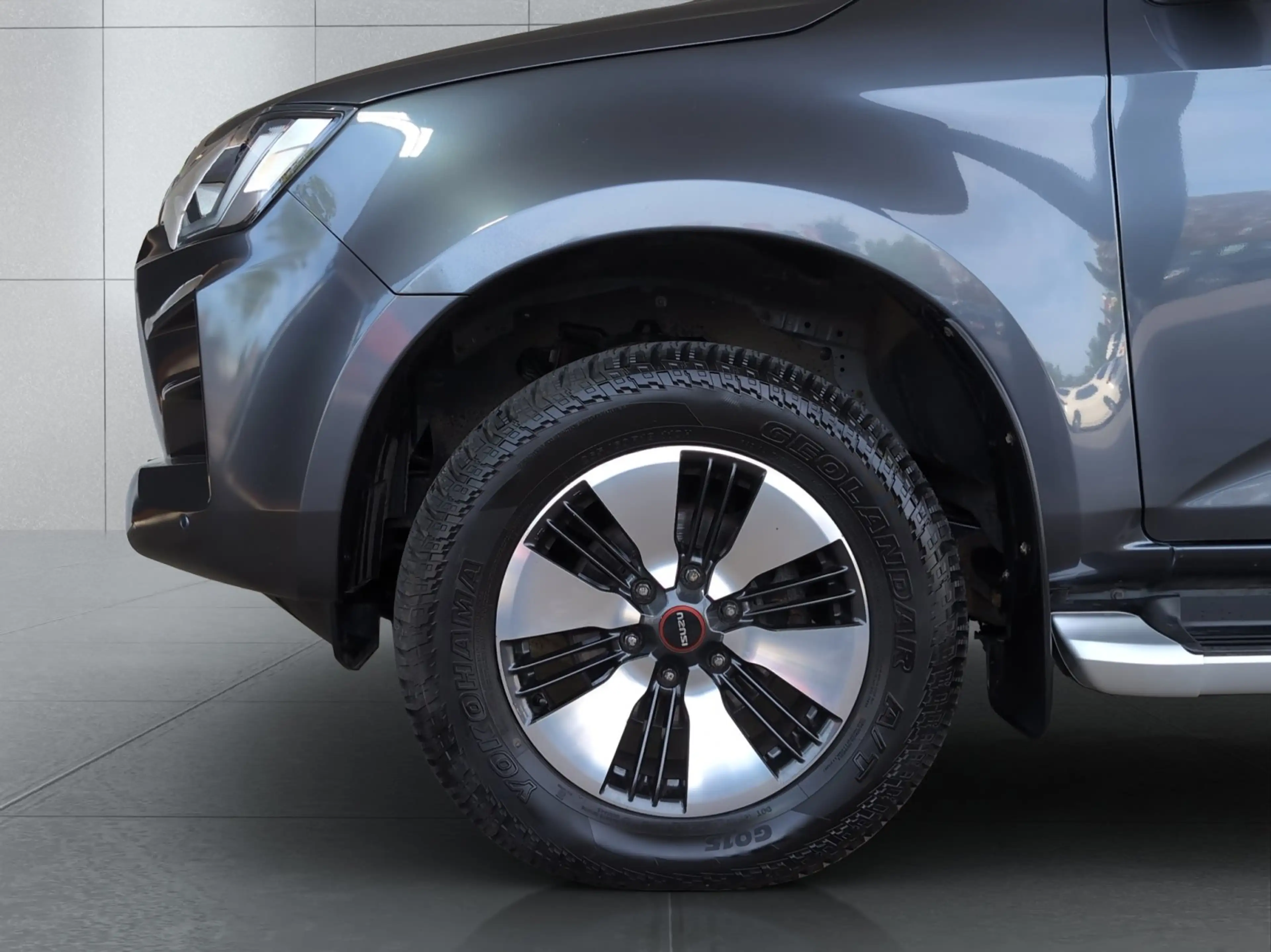 Isuzu D-Max 2.2 TD 4WD LSE DoKa/Hardtop/AHK/Kamera/DAB/MwSt. — photo 5