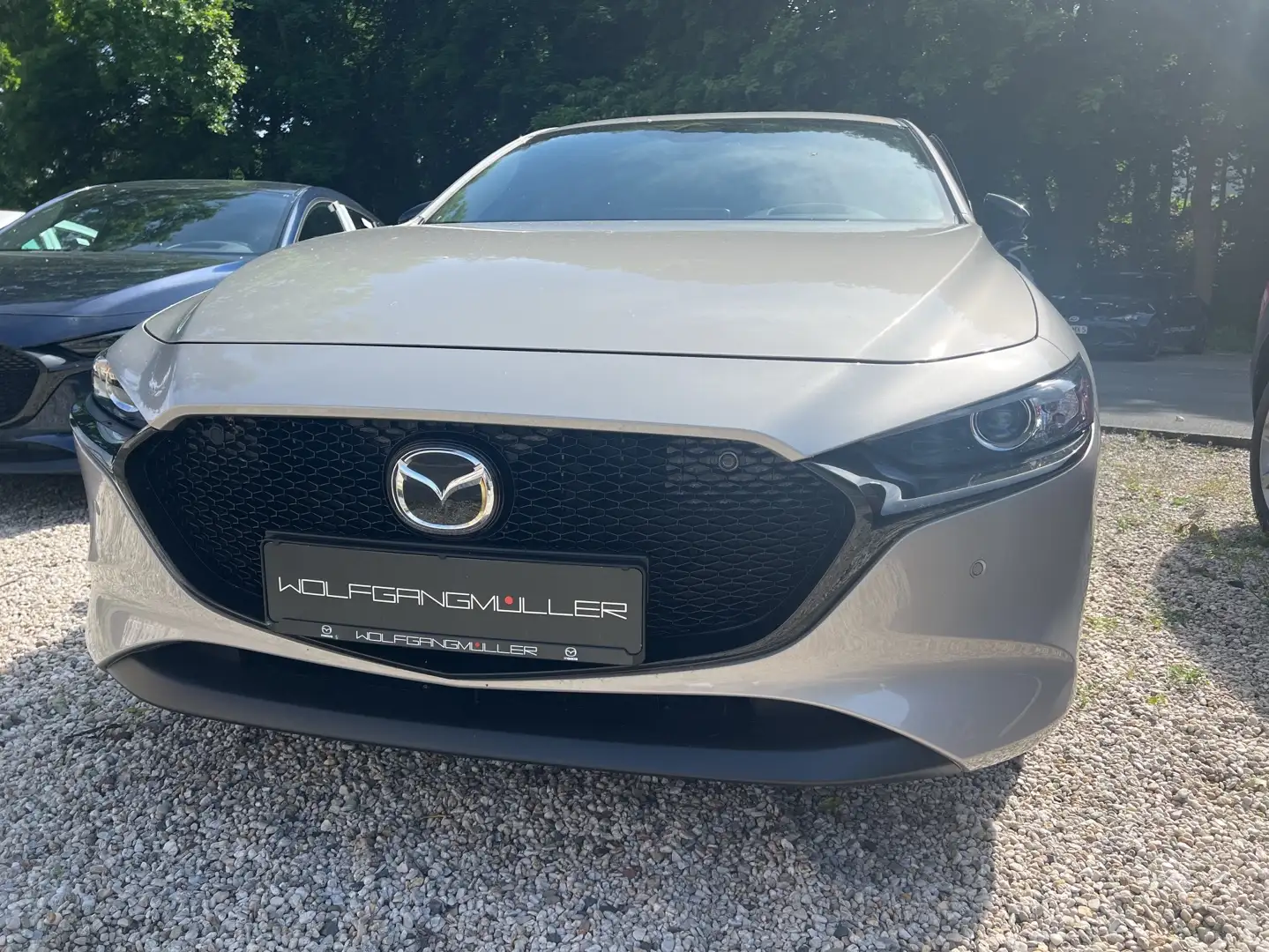 Mazda 3 2.0L e-SKYACTIV G 150ps Silber - 1