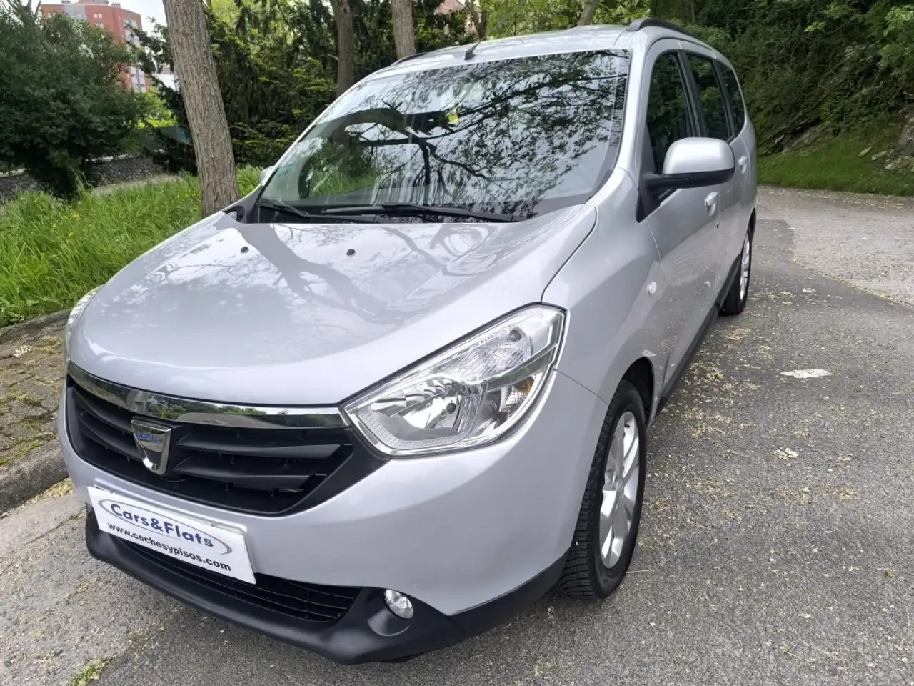 Dacia Lodgy