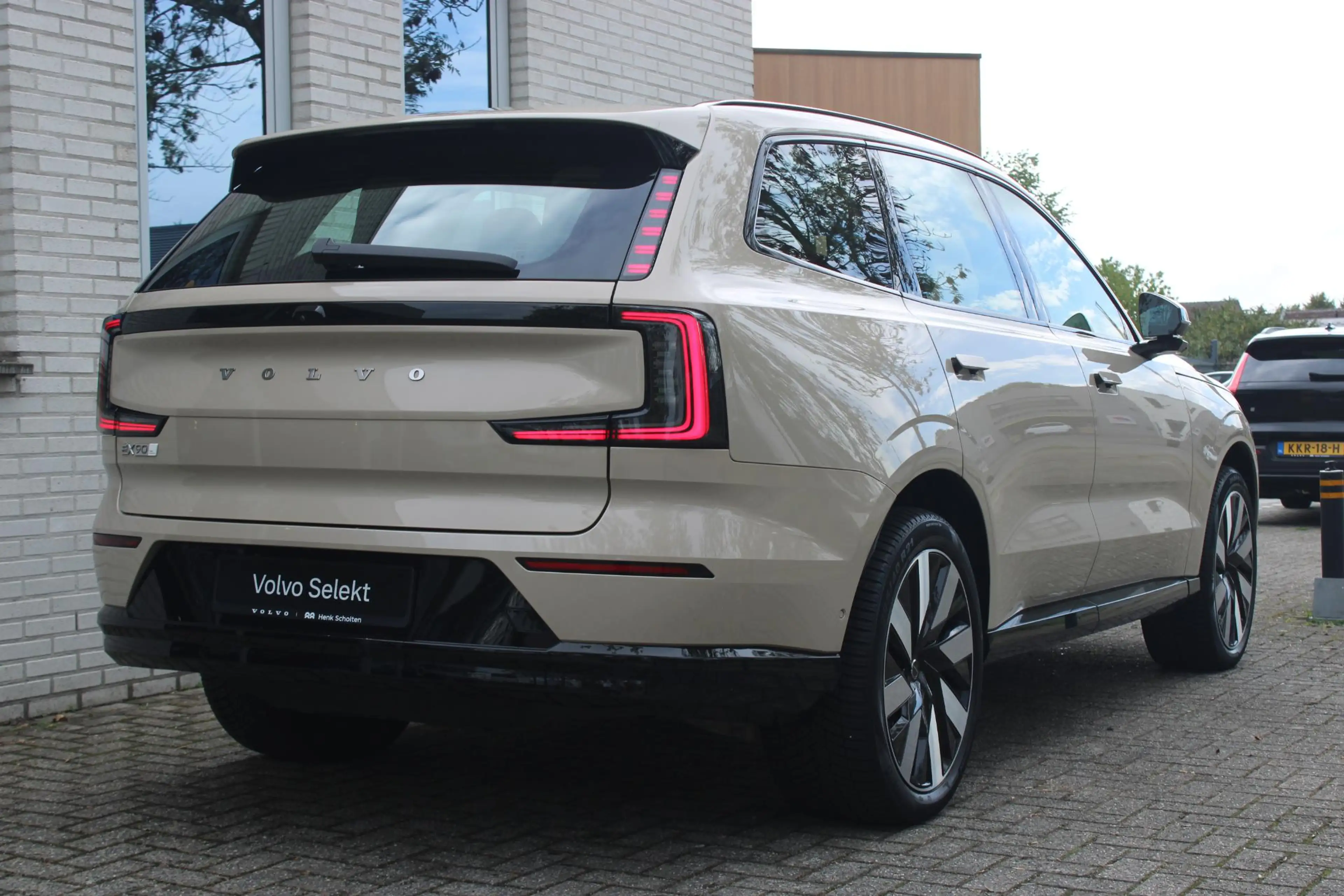 Volvo EX90 Twin Motor Ultra 7p. 111 kWh | All Season | Pilot — photo 5