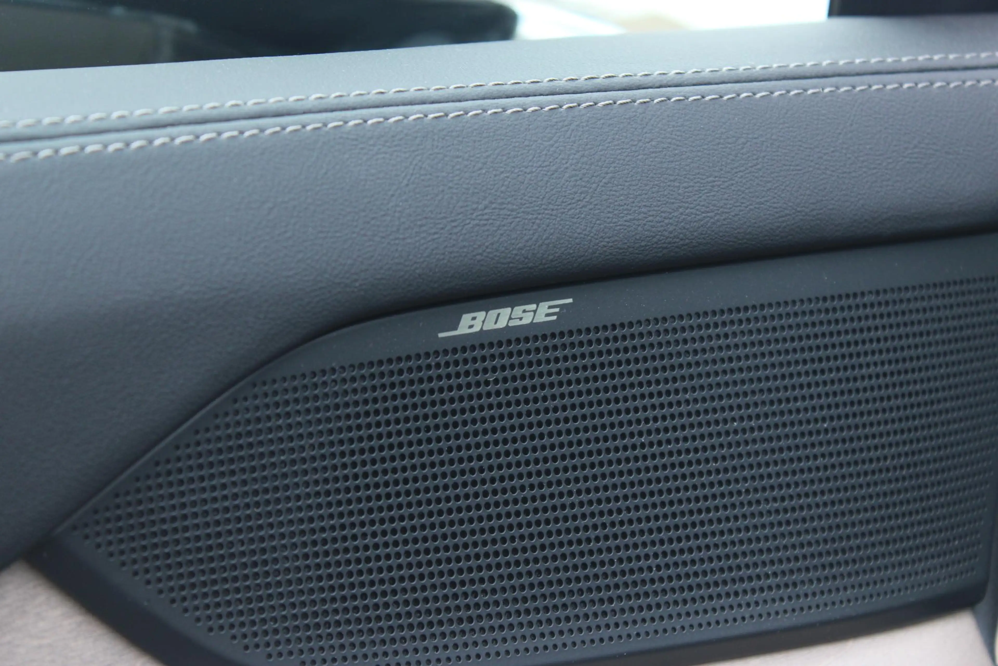 Volvo EX90 Twin Motor Ultra 7p. 111 kWh | All Season | Pilot — photo 14