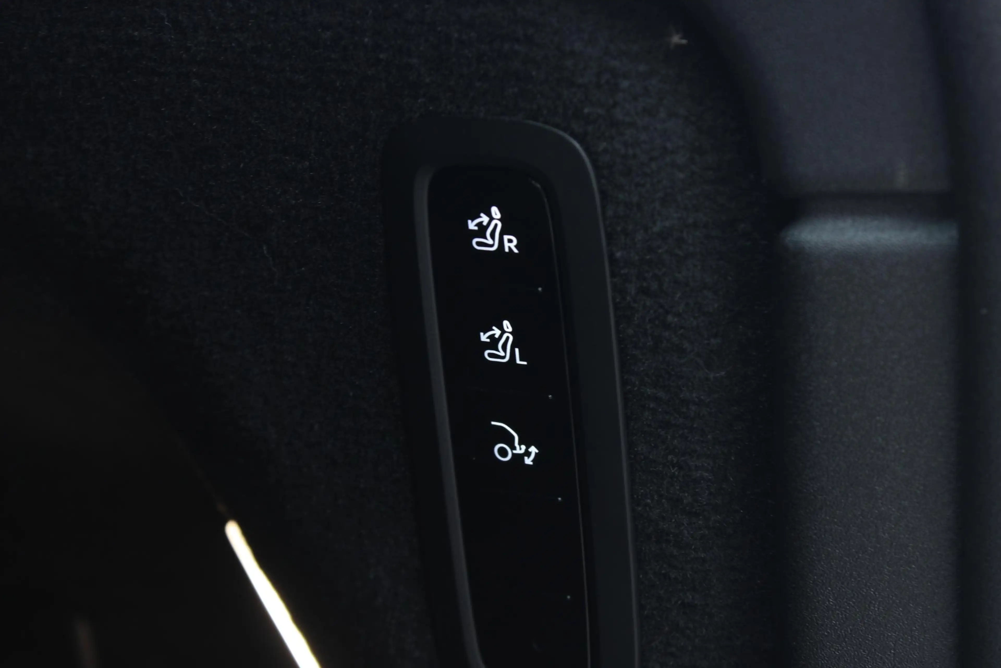 Volvo EX90 Twin Motor Ultra 7p. 111 kWh | All Season | Pilot — photo 9