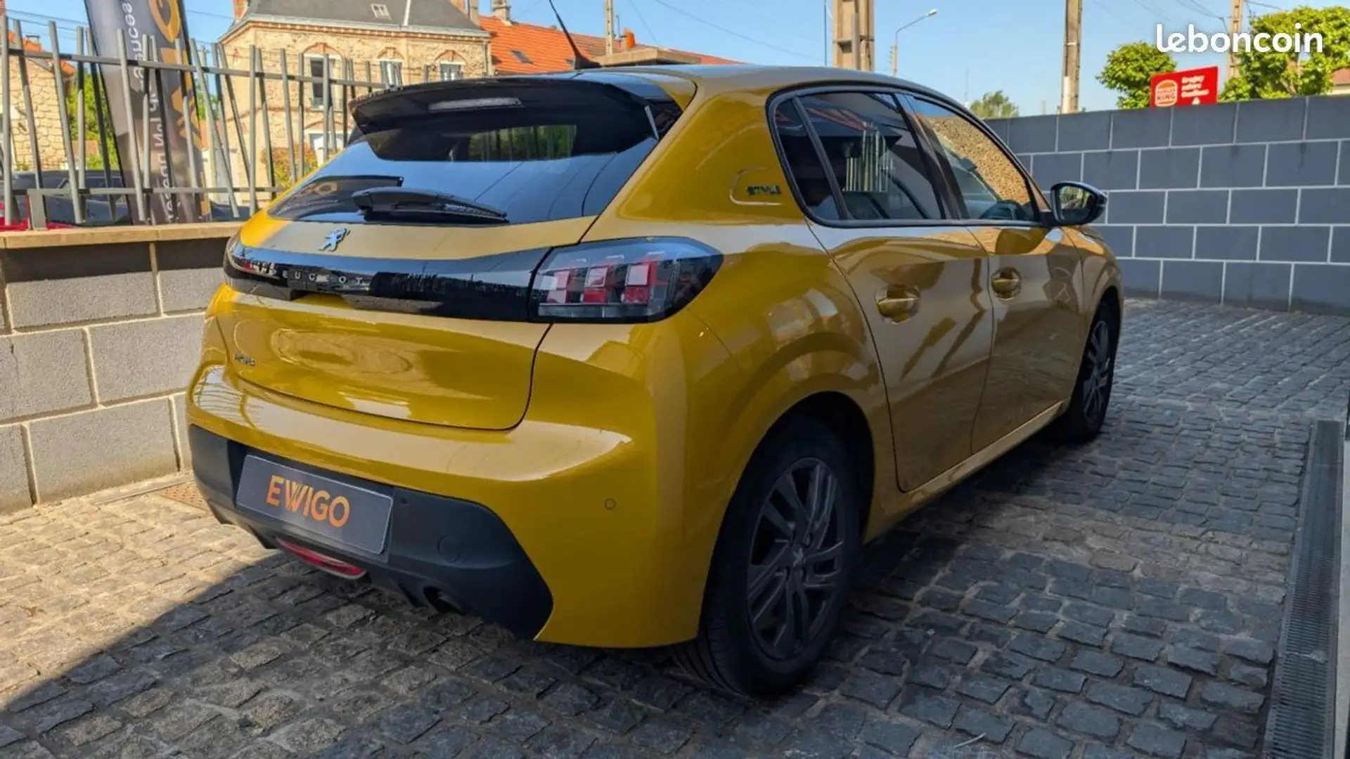 Peugeot 208 1.2 PURETECH 75ch STYLE START-STOP Jaune - 2