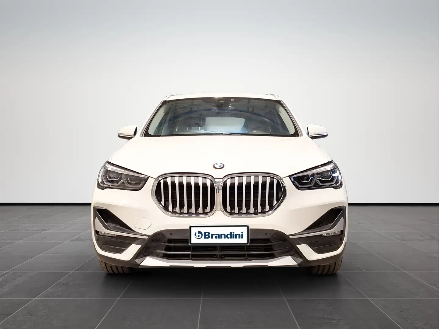 BMW X1 sdrive18d xLine Plus auto Bianco - 2