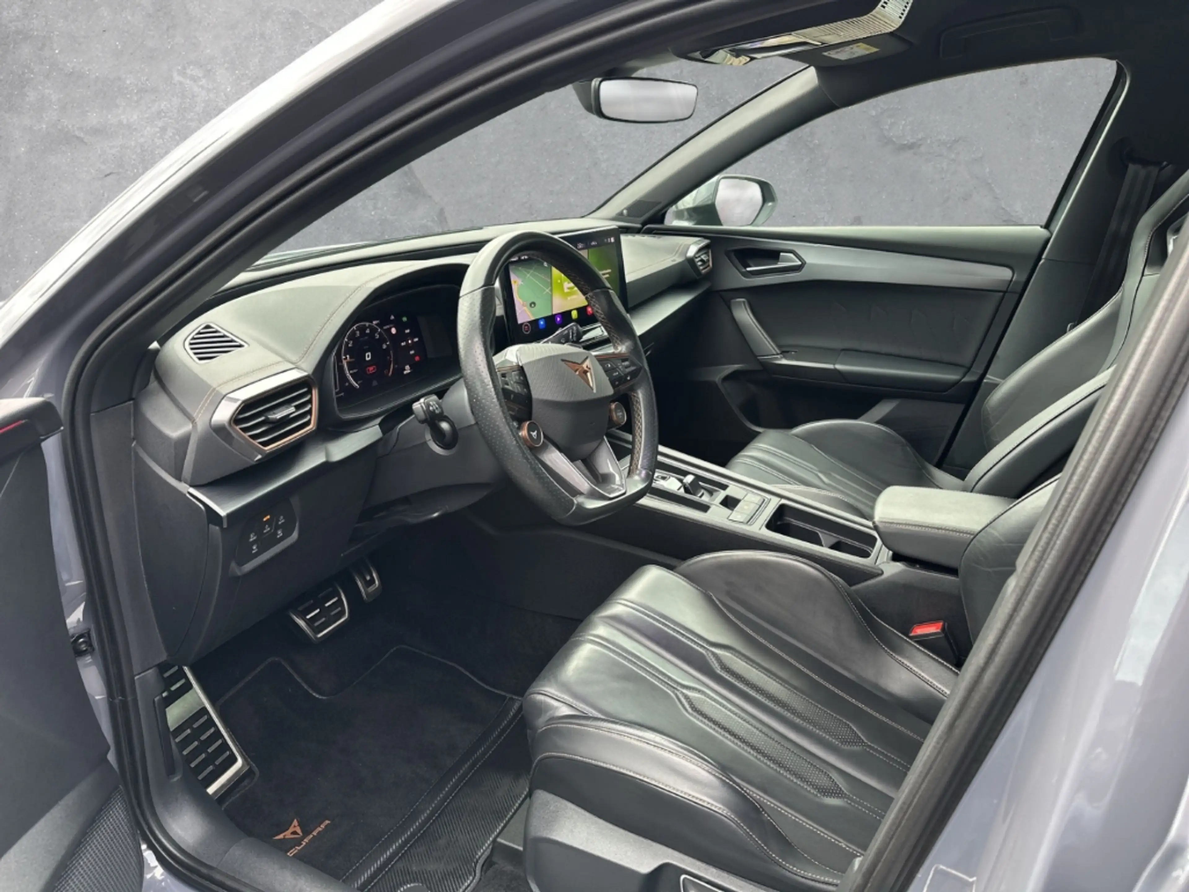 CUPRA Leon SPORTSTOURER VZ CUP 2,0 TSI DSG AD AHK-klappbar Na — photo 11