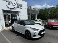 Toyota Yaris Hybrid 116h  Bva (MY22) Design - CAMERA AR + PACK HIVER