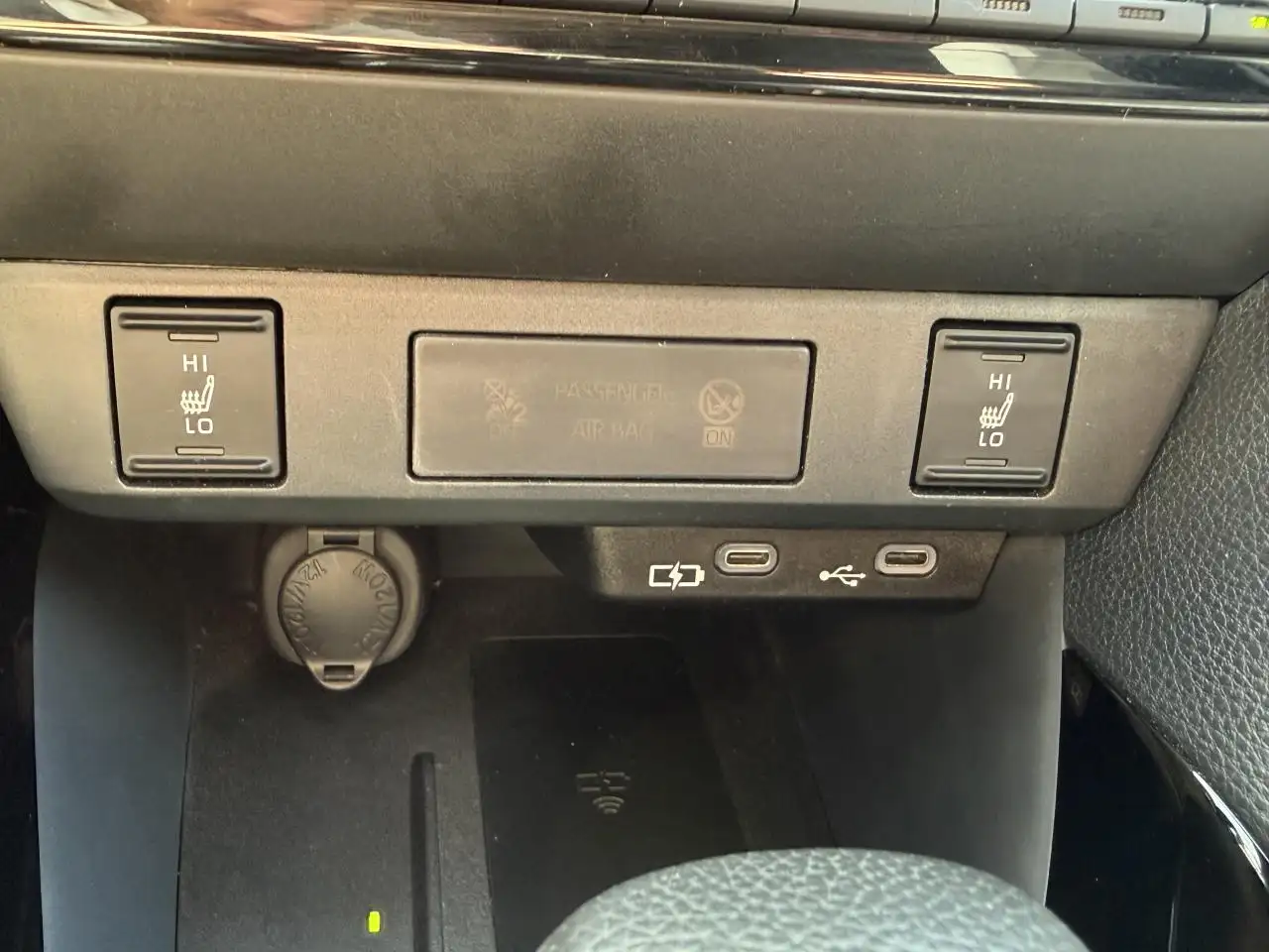 Toyota Yaris Yaris — photo 23