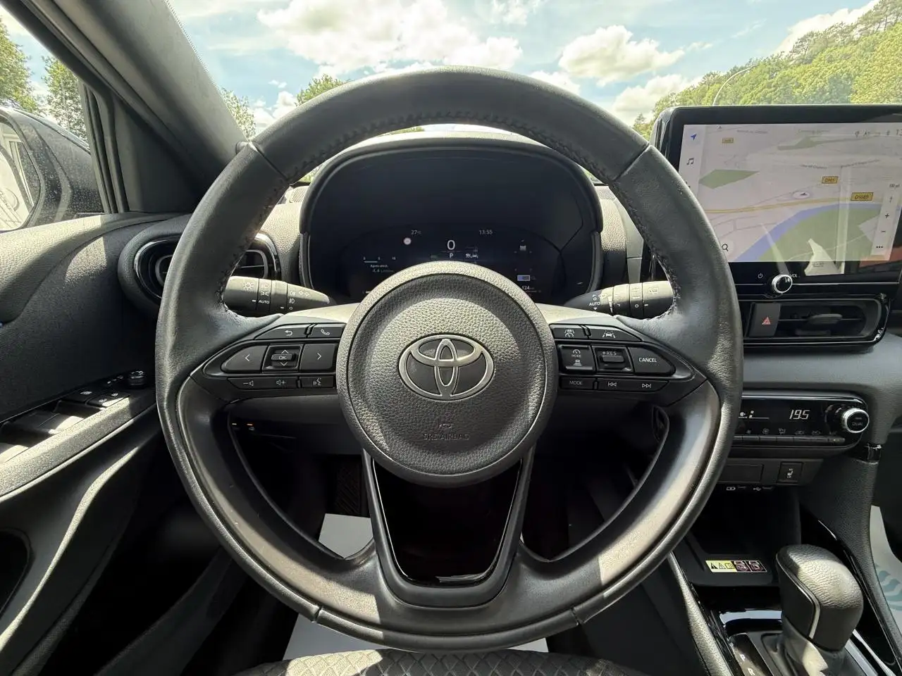 Toyota Yaris Yaris — photo 18