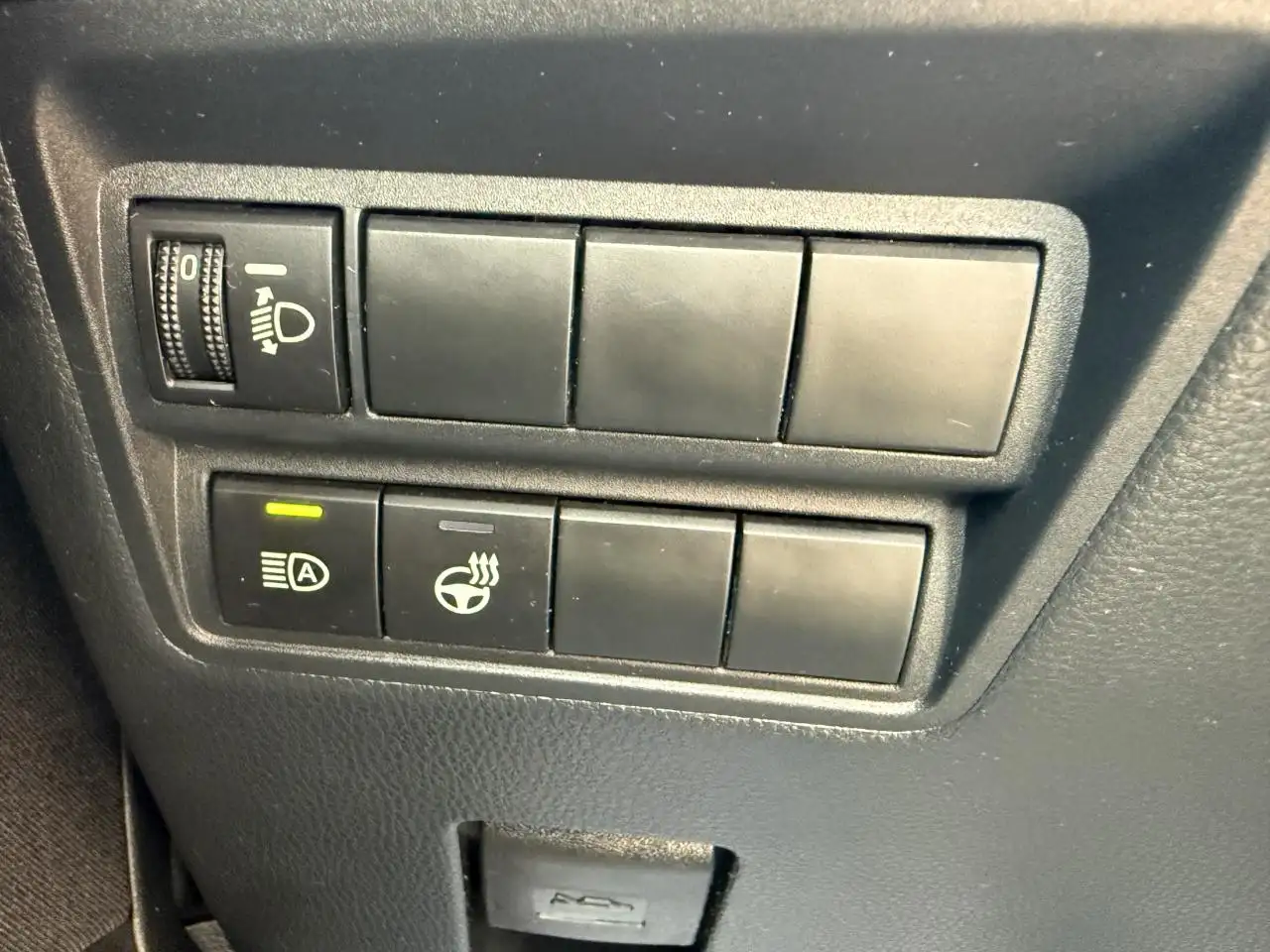 Toyota Yaris Yaris — photo 29