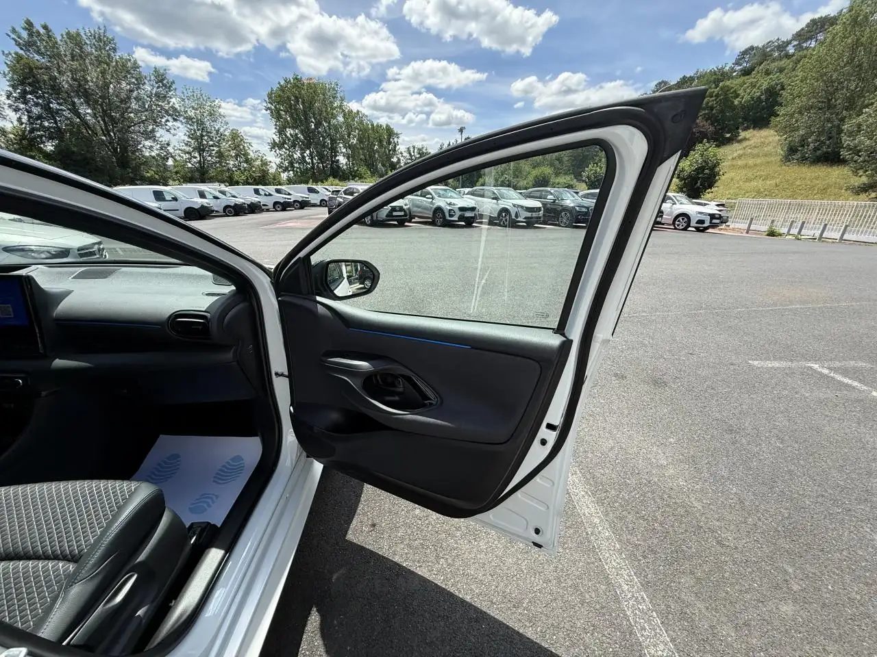 Toyota Yaris Yaris — photo 35