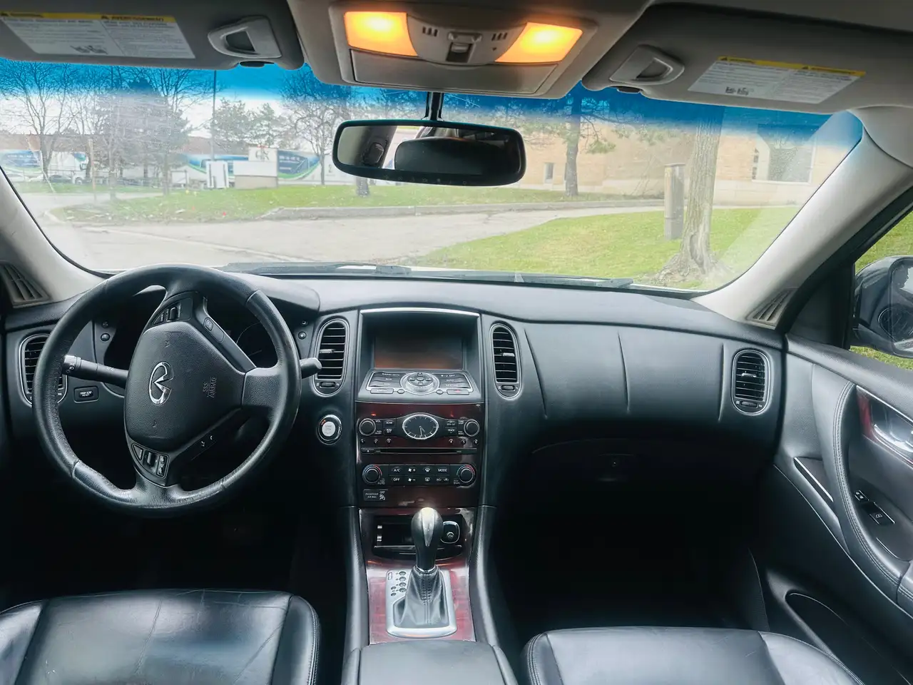 Infiniti QX50 снимка Infiniti QX50