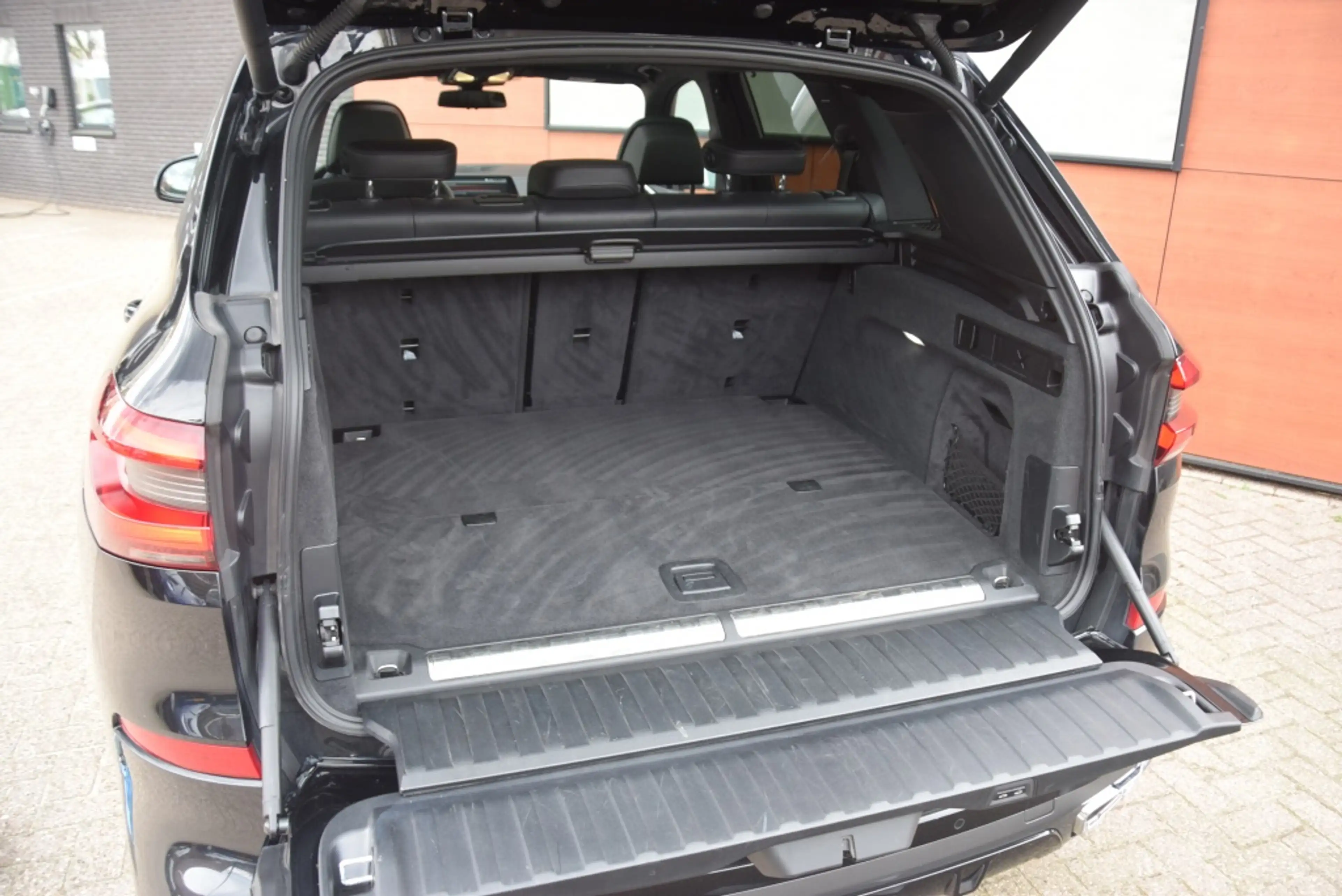 BMW X5 xDrive45e M-Sport Pano/Laser/22"/H&K/AdaptiveCruis — photo 26