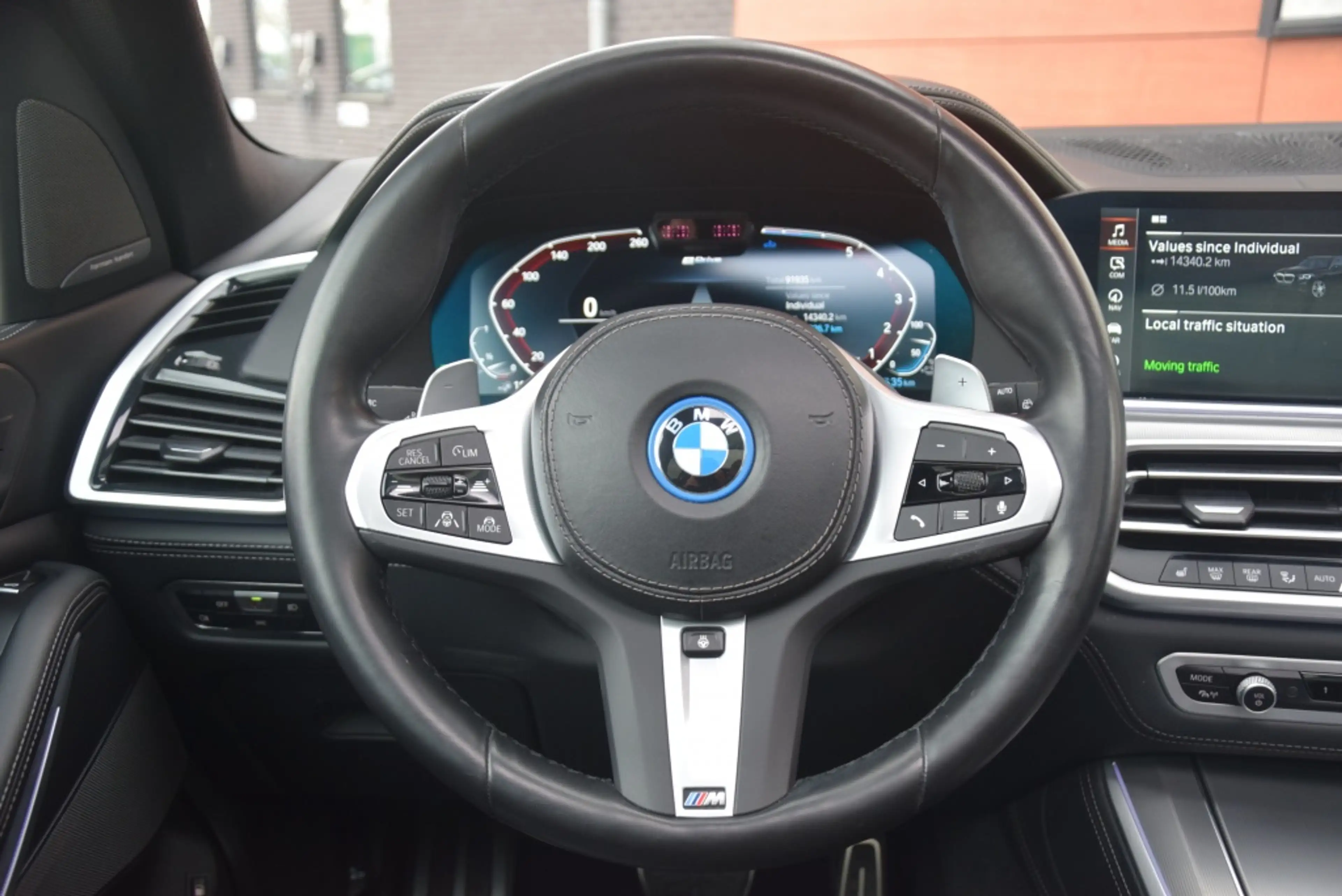 BMW X5 xDrive45e M-Sport Pano/Laser/22"/H&K/AdaptiveCruis — photo 15