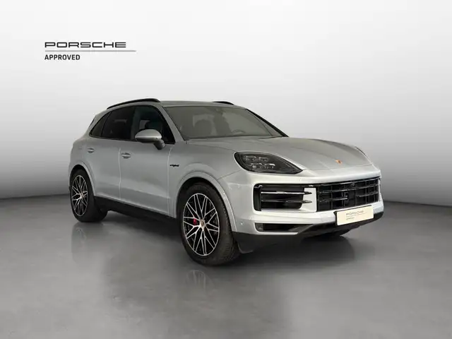 Porsche Cayenne view 7