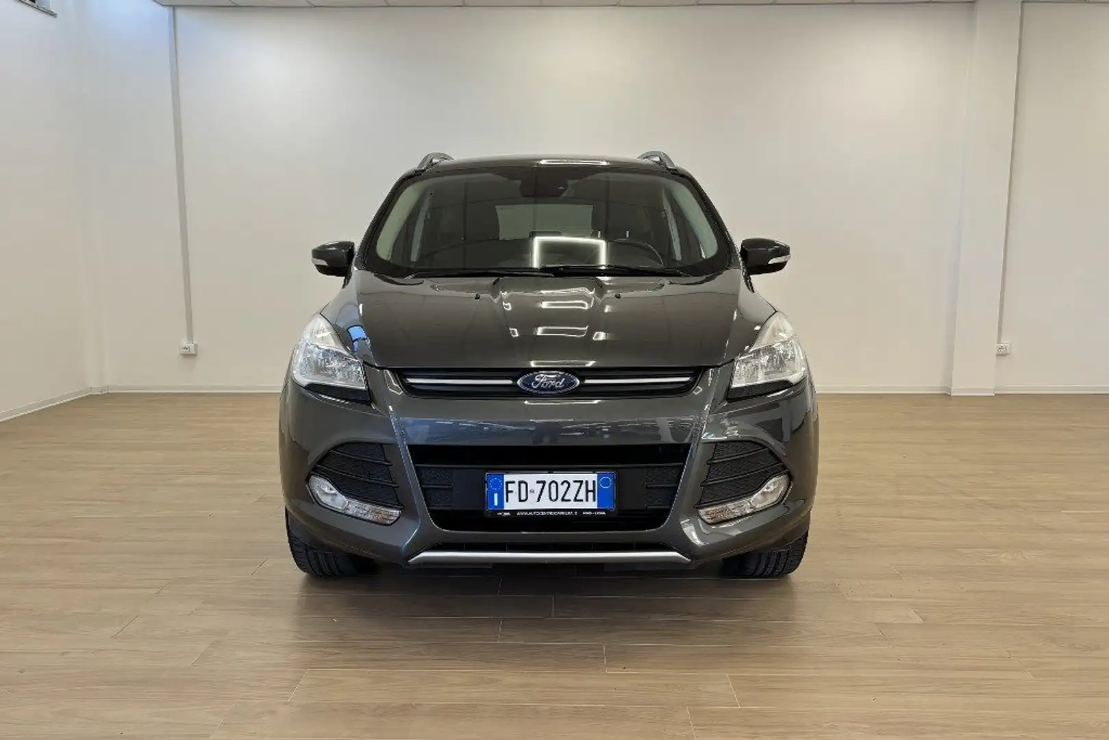 Ford Kuga 2.0 TDCI 120 CV S&S 2WD Titanium Gris - 2