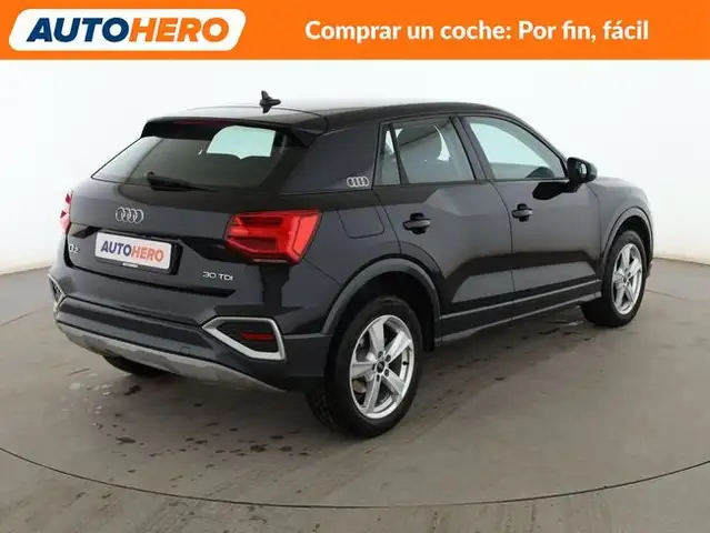 Audi Q2 view 6