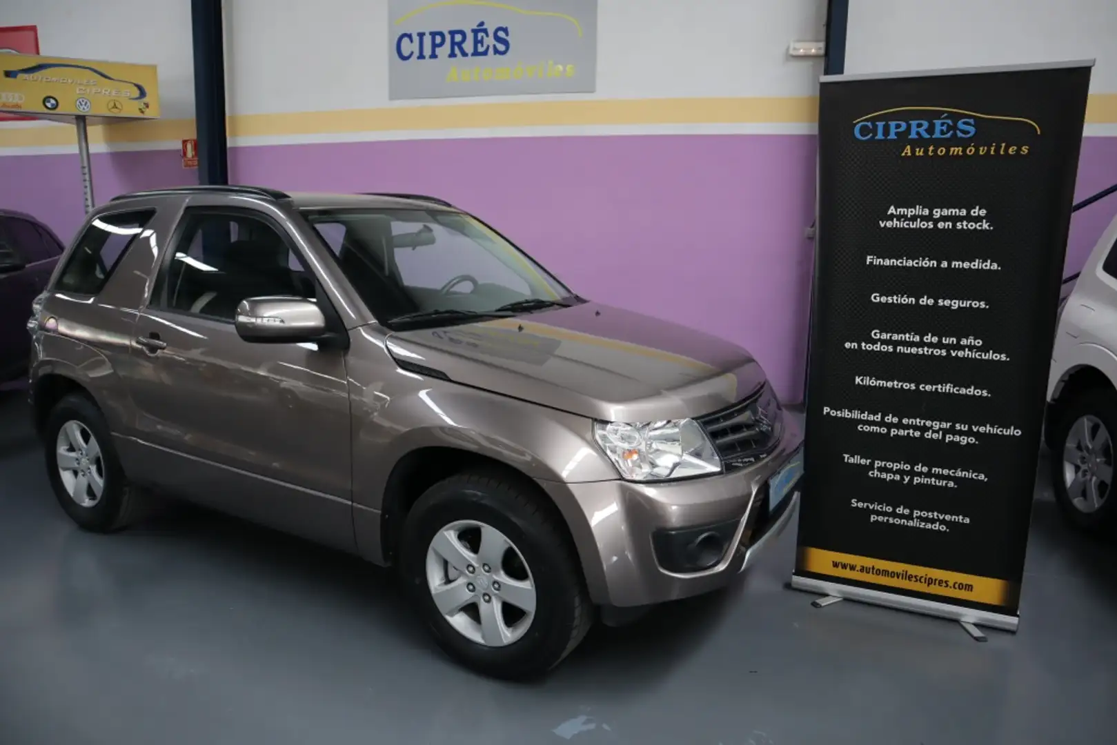 Suzuki Grand Vitara 1.9DDiS JX Bruin - 1