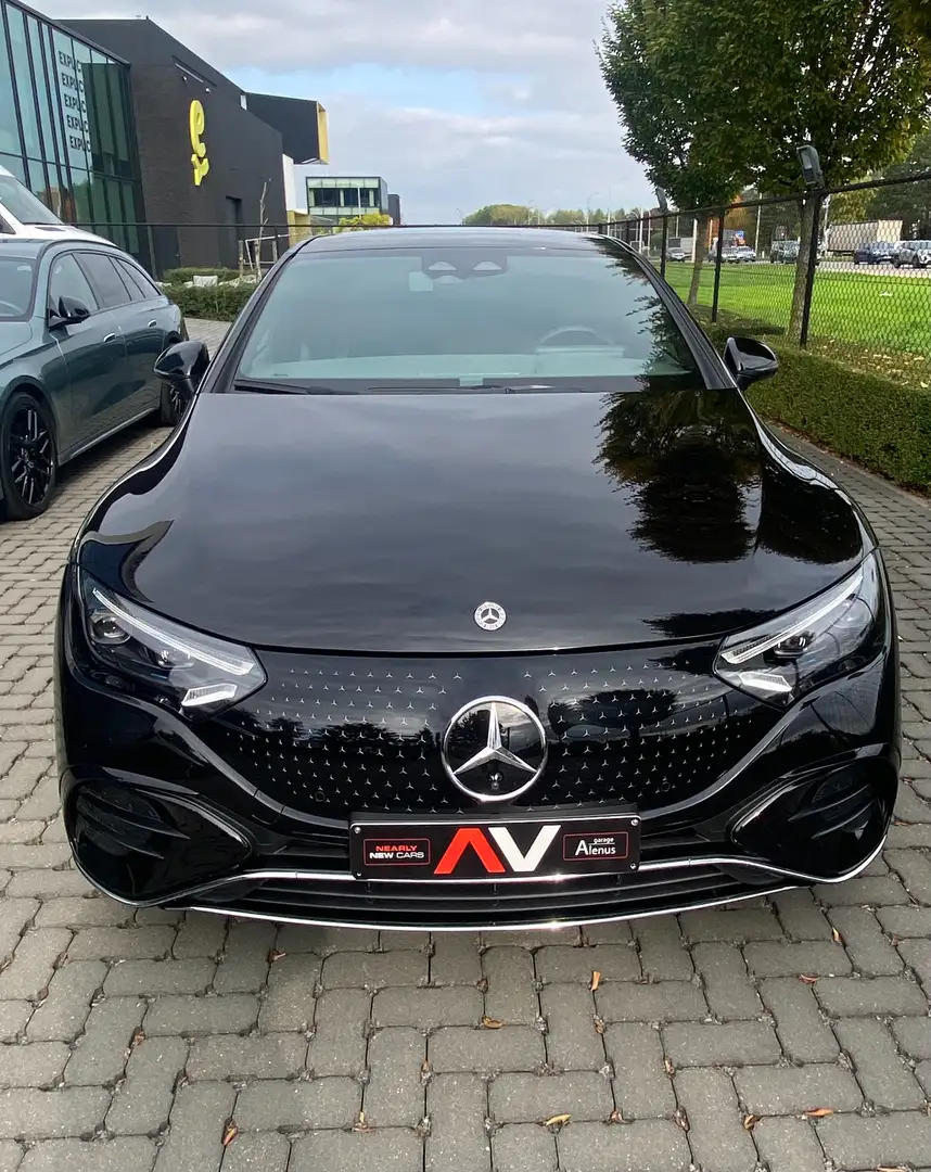 Mercedes-Benz EQE 300 AMG LUCHTVERING/Distronic+/Memory/HeadUp/360/Pano Noir - 2