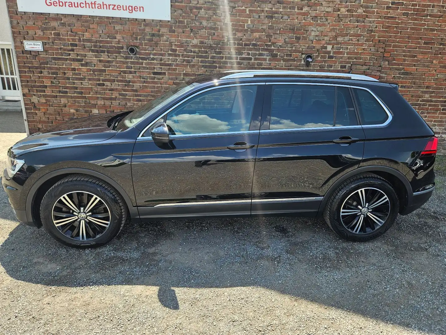 Volkswagen Tiguan 2.0 Highline BMT 4Motion | TüV neu Schwarz - 2