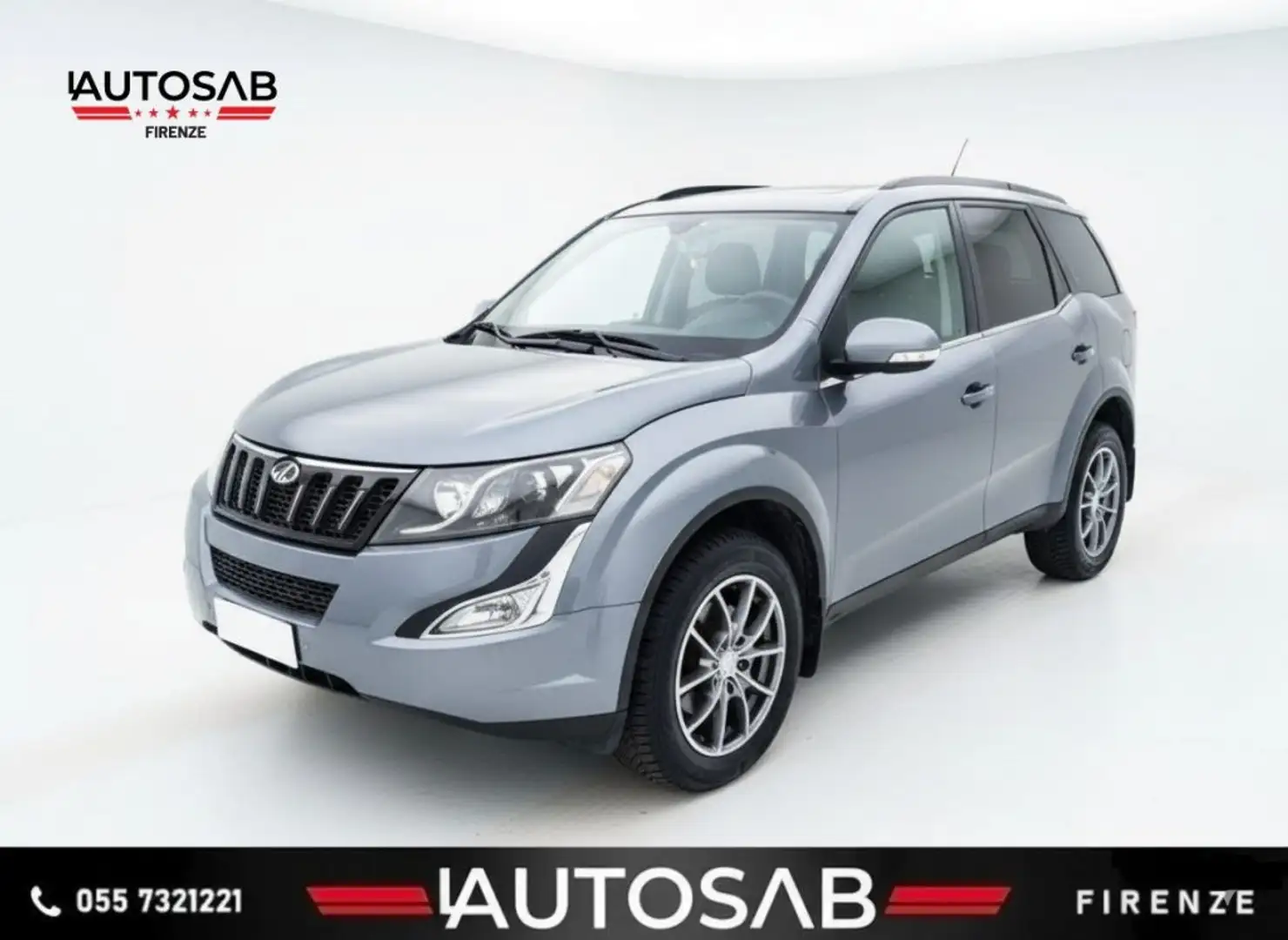 Mahindra XUV500 2.2 D 7 Posti AWD Navi Pelle Unico Proprietario Silber - 1