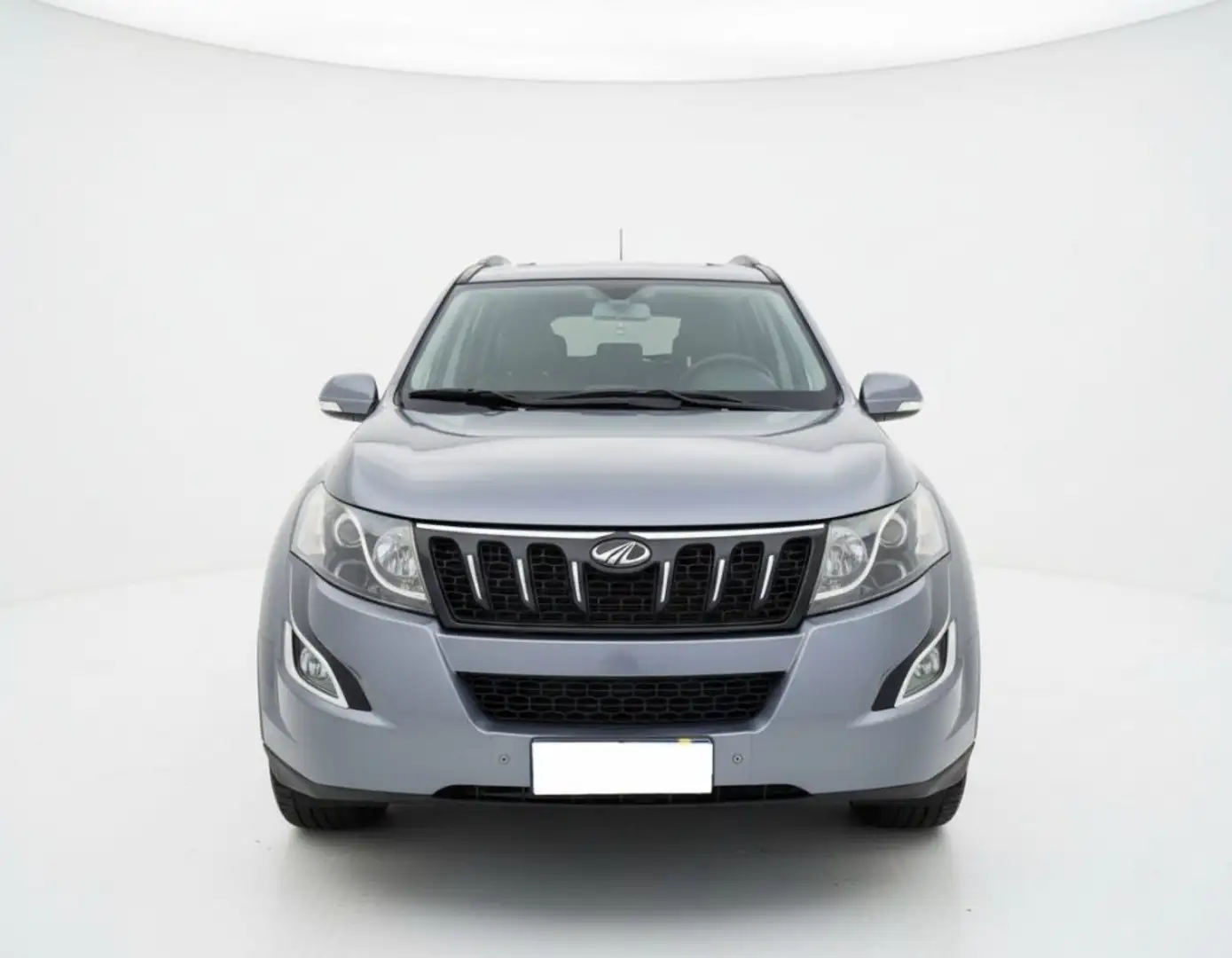 Mahindra XUV500 2.2 D 7 Posti AWD Navi Pelle Unico Proprietario Silber - 2