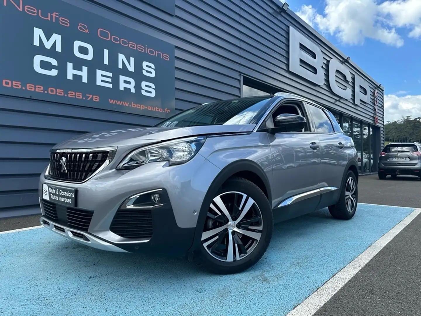 Peugeot 3008 1.5 BLUEHDI 130CH E6.C ALLURE S\u0026S EAT8 Gris - 1