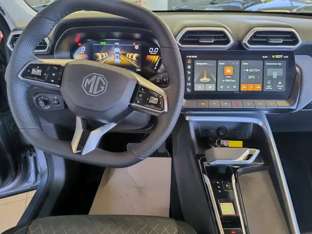 MG ZS view 11
