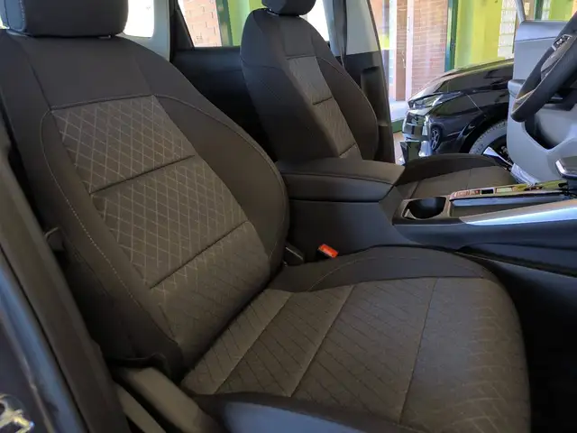 MG ZS view 15