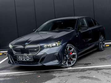 I5 | M60 | M-Sport | Pano | Memory | ACC | FULL